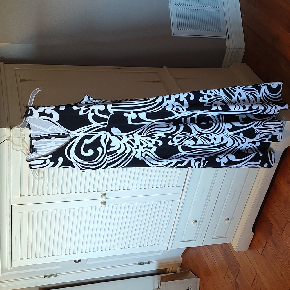 Long Black/White Sleeveless Talbots Dress